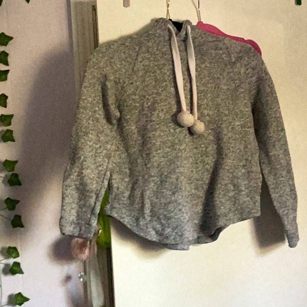Winter cotton sweater with cotton balls